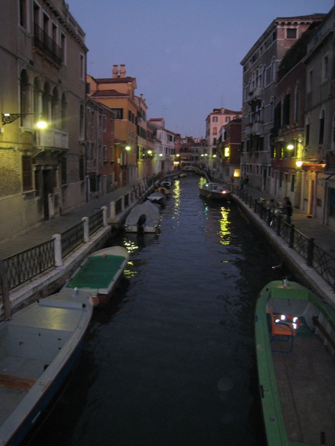 img_85981 img_85981