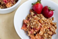 Vegan & Flourless Strawberry Apple Breakfast Crisp IMG_4603