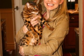 The Cat Who Hates To Be Held IMG_9861