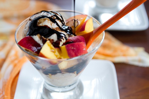 peaches and cream with balsamic reduction-3579