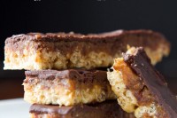 Homemade Crispy Twix Bars twix recipe vegan-7480