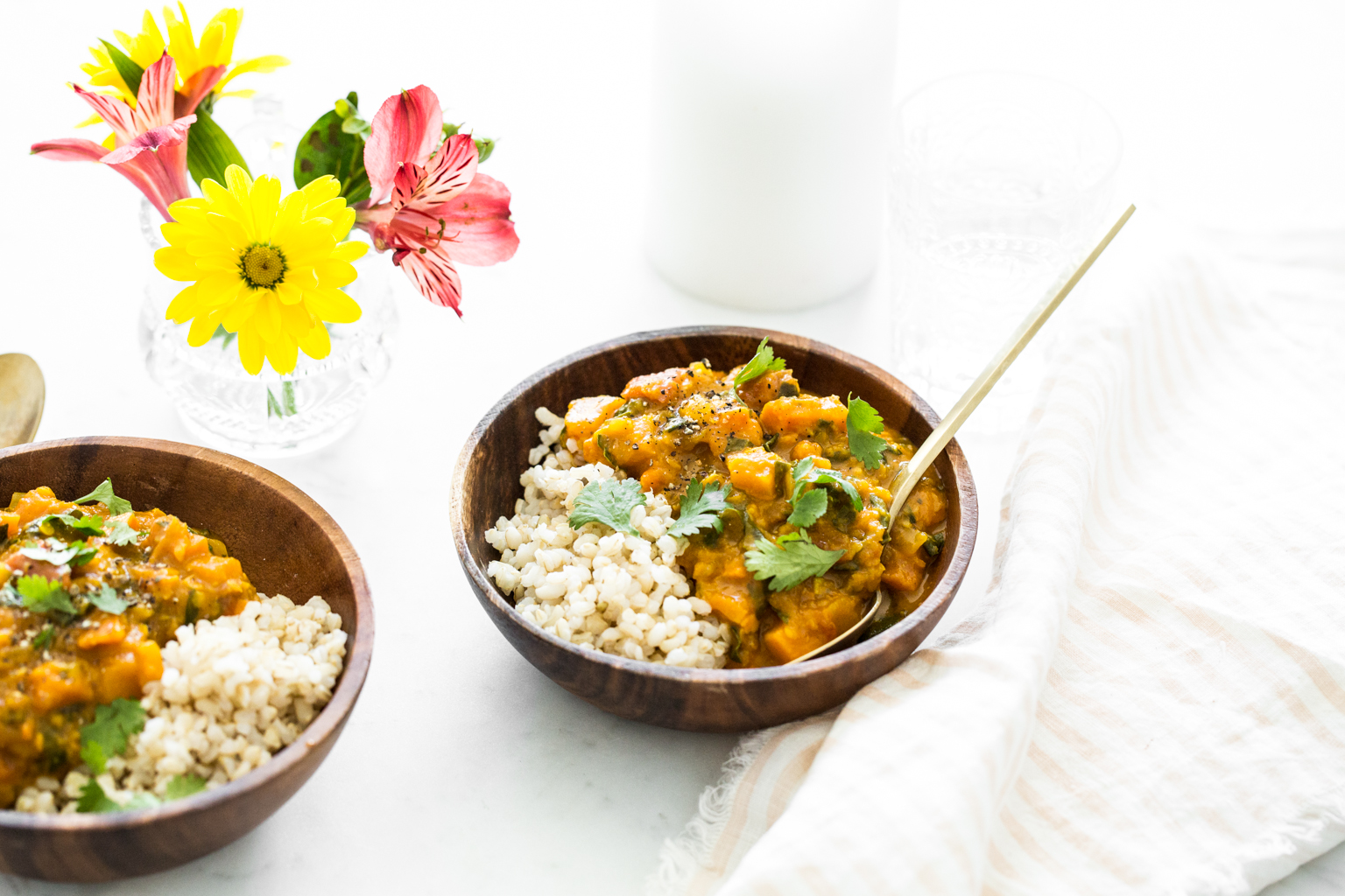 http://ohsheglows.com/wp-content/uploads/2016/11/cozybutternut-sweet-potato-red-lentil-stew-5455-1.jpg