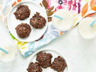 No-Bake Chocolate Fudge Cookies