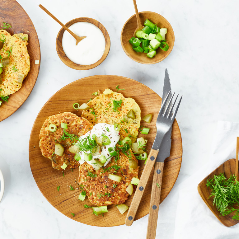 Crunchy Dill Chickpea Pancakes with Lemon-Garlic Aioli | Cook & Hook