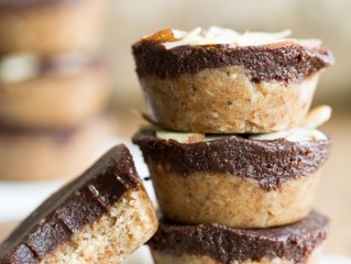Raw Almond Butter Cups