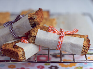Healthy Banana Cranberry Oat Bars