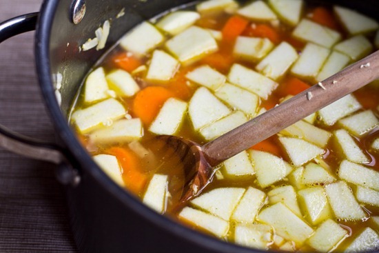 Carrot Apple Ginger Soup – Oh She Glows