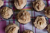Mini Cinnamon Chocolate Cupcakes w/ Spiced Buttercream and Candied Maple Walnuts 20101105-IMG_9614