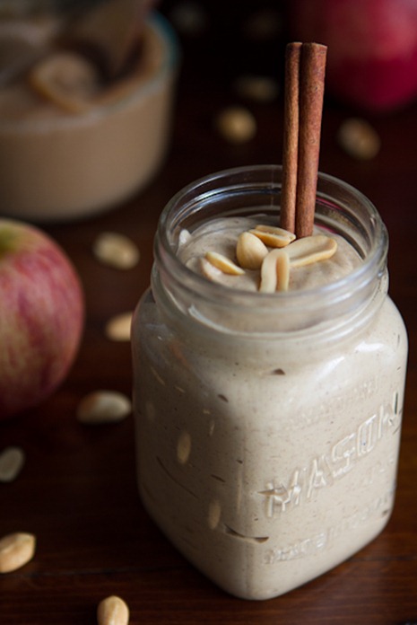 2-minute apple cinnamon peanut butter