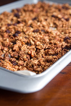 cinnamon bun granola-6616