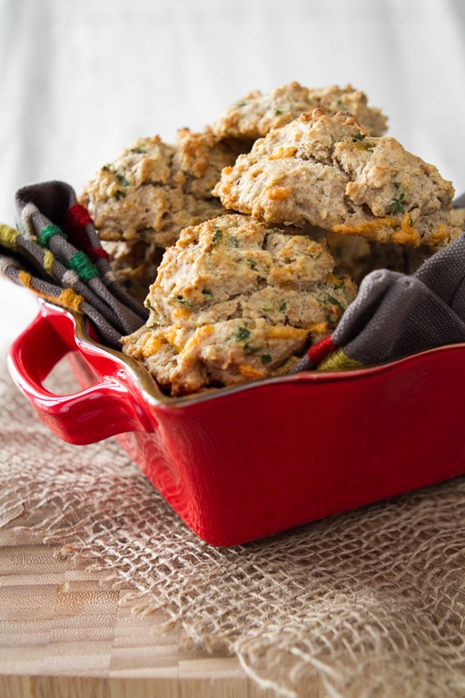 Herb & Cheese Vegan Thanksgiving Biscuit Recipe | Vegan Thanksgiving Recipes Your Kindred Guests Will Love | vegan thanksgiving recipes | vegan thanksgiving stuffing