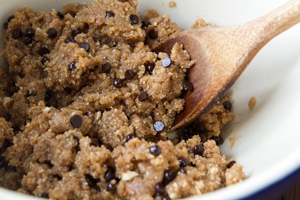 gluten free peanut butter chocolate chip cookies-8372