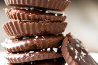 Easy Homemade Vegan Chocolate + Instant Hot Chocolate homemadeveganchocolate-2017