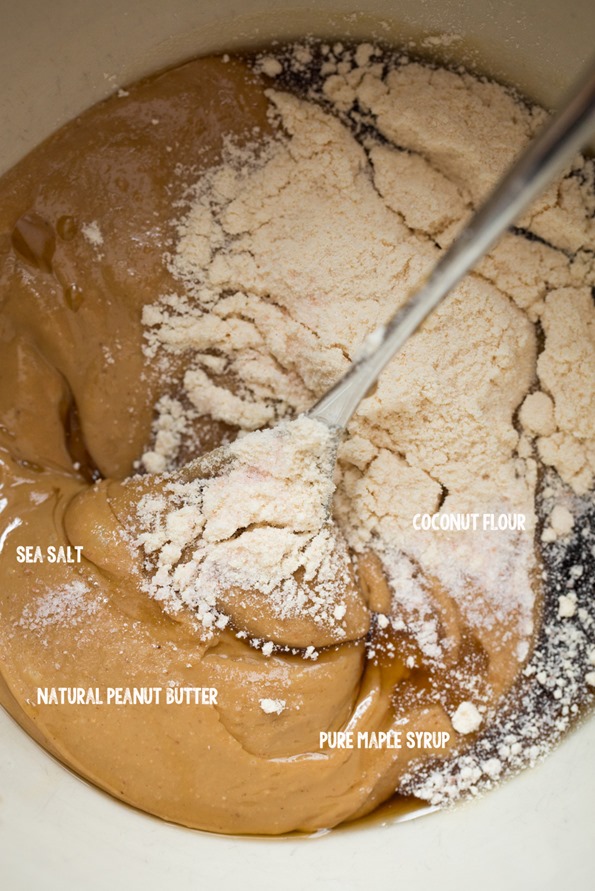 veganpeanutbutterballs-4275