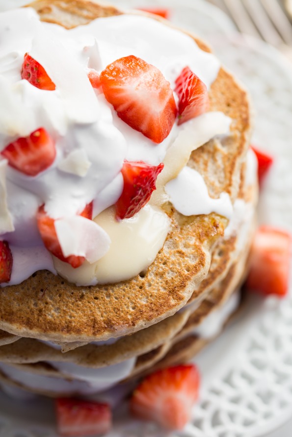 Easy Vegan And Gluten Free Pancakes Strawberry Shortcake W Whipped Cream Oh She Glows