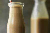 Creamy Chocolate Hemp Smoothie for Two