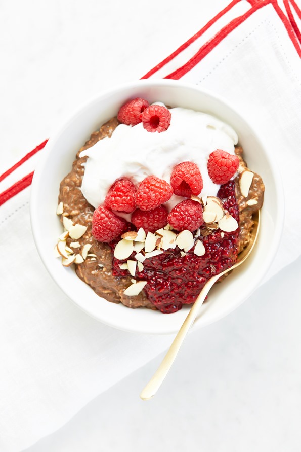 Chocolate Raspberry Dreams Breakfast Parfait – Oh She Glows