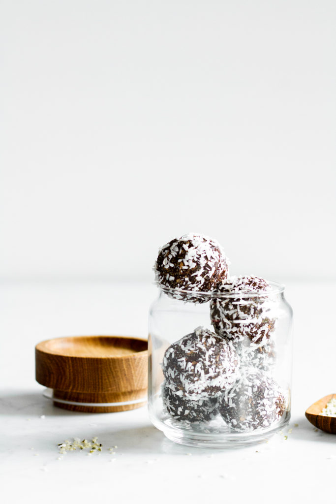 Easy Chocolate Hemp Protein Balls | Cook & Hook