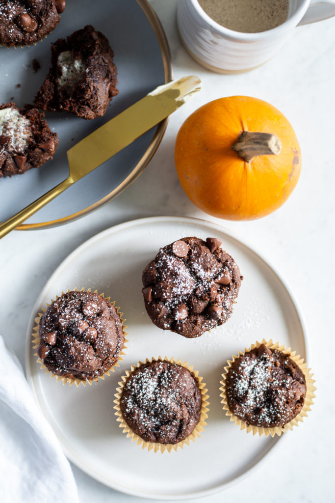 One Bowl Pumpkin Chocolate Muffins Vegan Gluten Free Oh She Glows