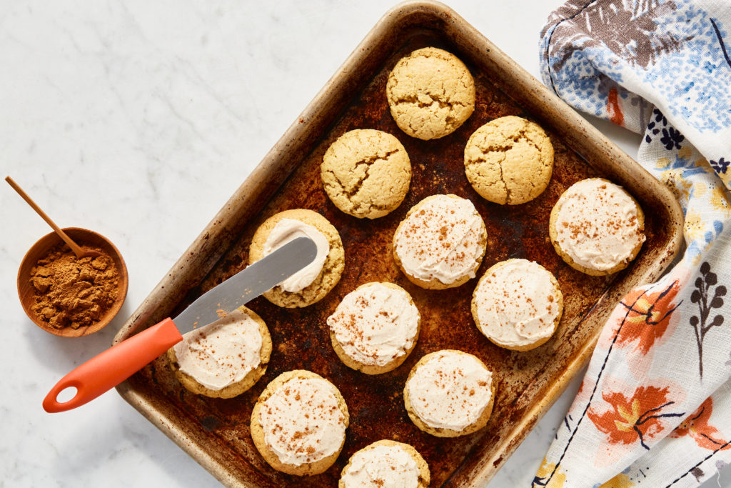 Perfect Little Pumpkin Cookies with Spiced Buttercream | Cook & Hook