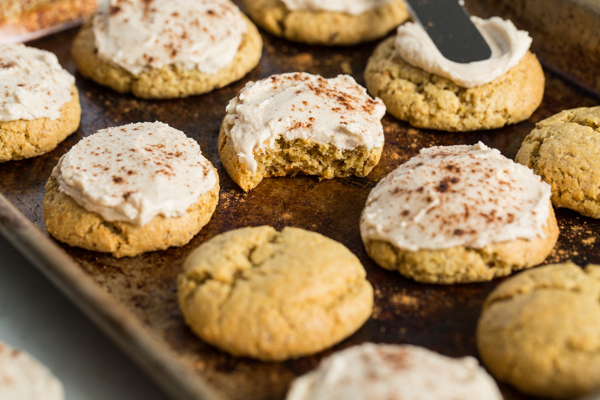 Perfect Little Pumpkin Cookies with Spiced Buttercream | Cook & Hook